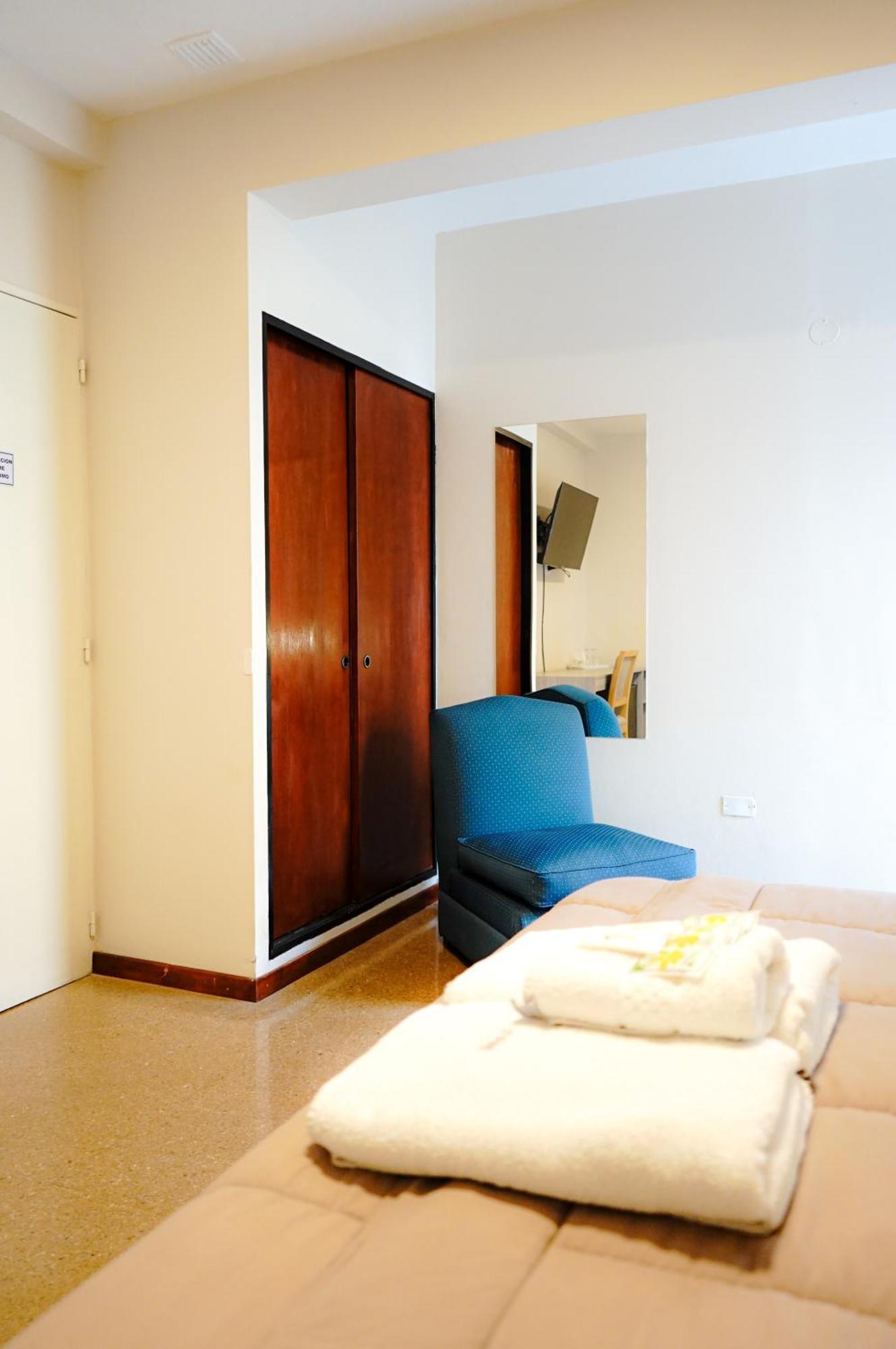 Gs Hotel Salta Esterno foto